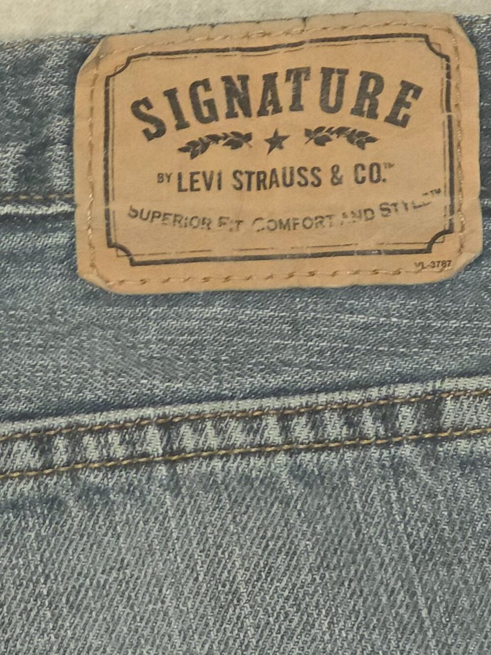 Signature Levi Strauss & Co Denim